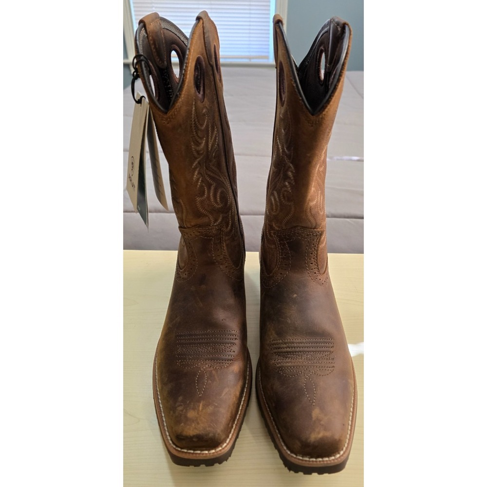 Ariat® (Men's 9 D) Hybrid Roughstock™ Square Toe Cowboy Boot, Distressed Brown - Picture 4 of 12